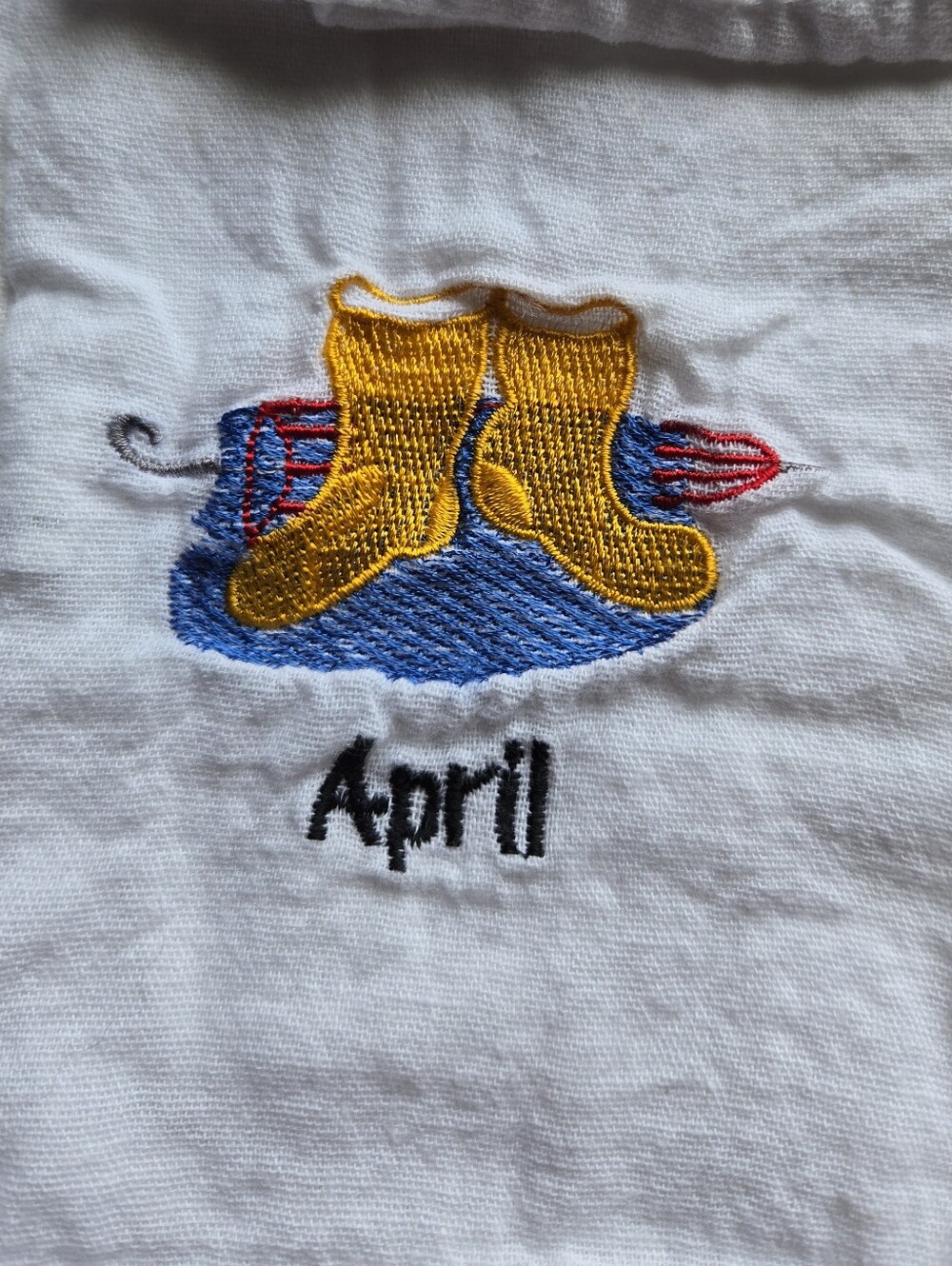 White Embroidered Months Hand Towels - Picture 5 of 16